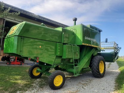 Mähdrescher John Deere 955