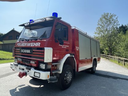 SCANIA P93H-250 4x4 Tanklöschfahrzeug TLF-A 2000 Truppkabine