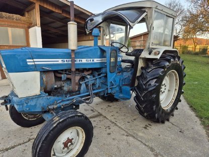 Bild 3:Ford County Super Six 1124