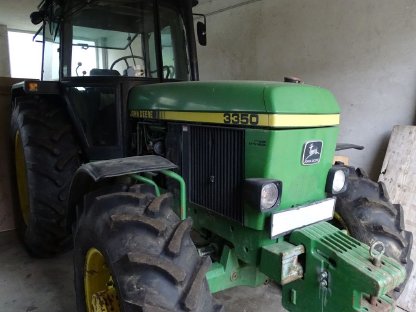 John Deere 3350