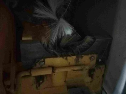 Bild 8:Weinpumpe, Bottiche, Fässer, Flaschenwaschmaschine