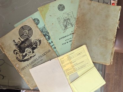 Bild 2:Steyr 180 A Traktor