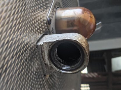 Bild 4:Gebrauchte Hoftankstelle