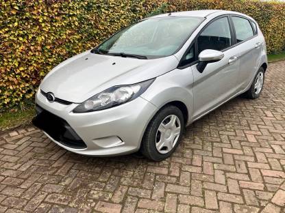 Auto PKW Ford Fiesta, neuers Service, Klima, TÜV