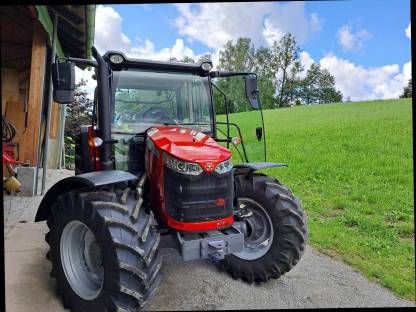 Massey Ferguson 4708