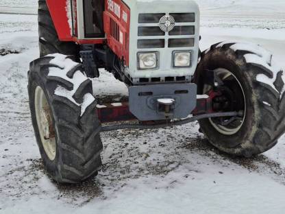 Steyr Traktor 8100