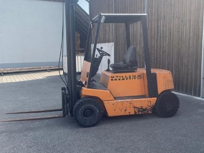 Bild 3:STILL Stapler R70-25 Diesel Mercedes Benz