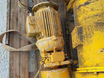 Bild 5:Hub- und Schwenkmotoren von Liebherr 22K32 Turmdrehkran