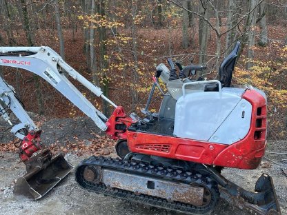 Takeuchi TB 216 Bagger, Bj. 2015, 2.950 Bstd.