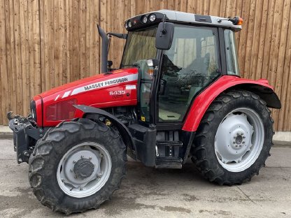 Massey Ferguson 5435 Dyna-4