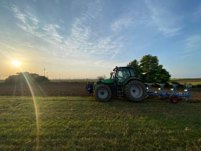 Bild 3:Agrar- und Forstdienstleistungen