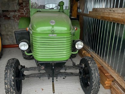 Bild 4:Verkauft wird ein schöner Steyr T180