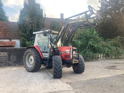 Massey Ferguson 3065 mit 14.780 Bstd.