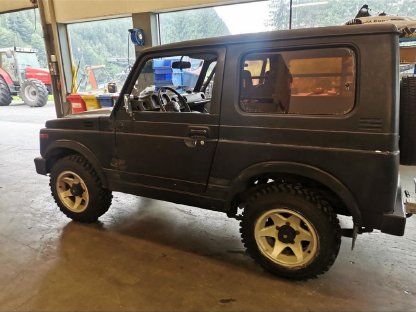 Suzuki Samurai SJ413