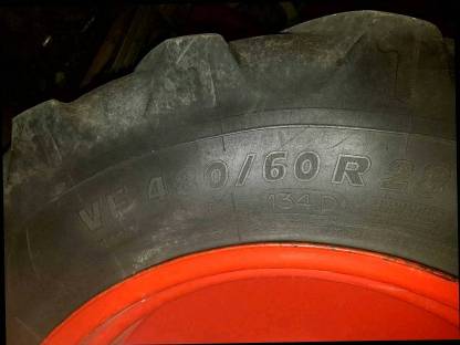 Traktorreifen 480/60 R28