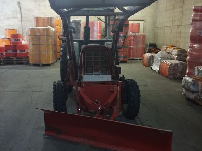 Bild 2:McCormick International 474