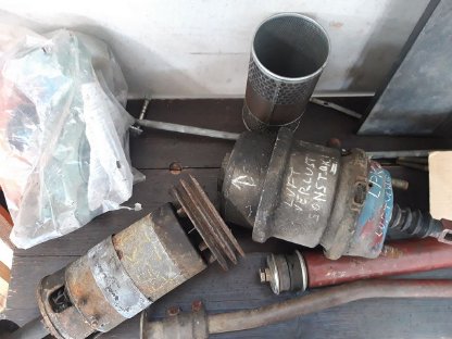 Bild 3:Mercedes-Benz LKW-Teile