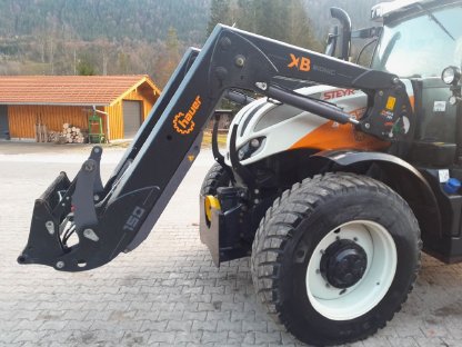 Hauer Frontlader XB 150 mit Konsole zu Steyr Profi