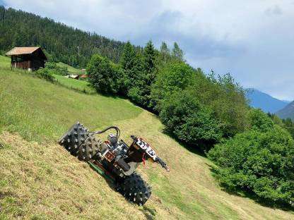 Bild 4:Mulcharbeiten mit Ibex G2