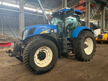 Tractor New Holland T7050