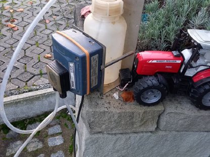 Tränkeautomat Flüssigdossierer