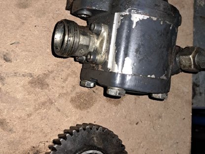 Bild 2:Hydraulikpumpe