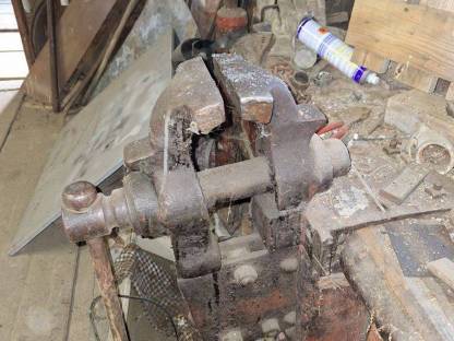 Bild 4:Federnhammer - Schmiede