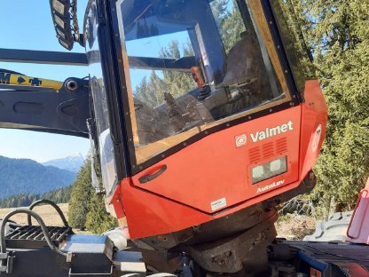 Bild 4:Harvester Valmet 921 Bj. 2003