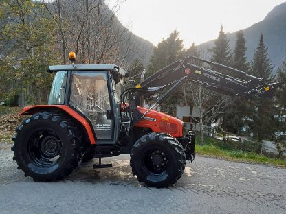 Massey Ferguson 4225 Turbo