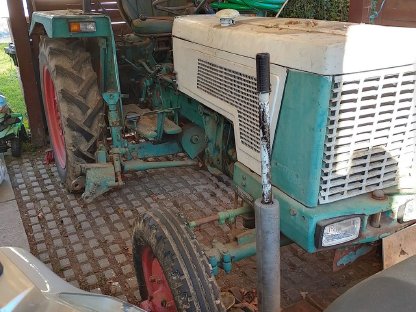 Traktor von Rheinstahl Hanomag Perfekt 401