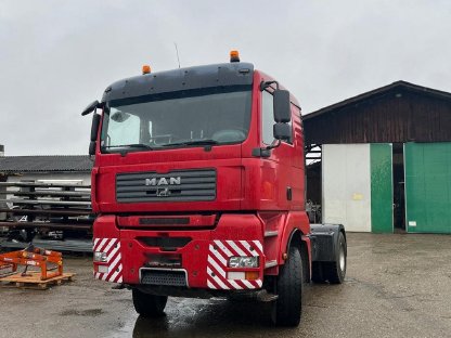 Landwirtschaftliche LKW Zugmaschine MAN TGA 18.480 4X4H BLS