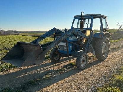 Ford 3000 mit Frontlader