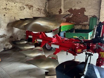 Bild 2:Pöttinger Servo 35 S Nova Plus 4-scharig Betriebsauflösung