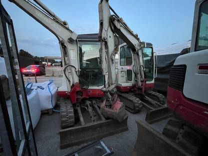 2 Stk. Takeuchi TB125 Bagger