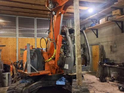 Hitachi Zaxis 70 LC