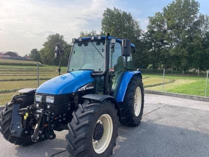 New Holland TL 100