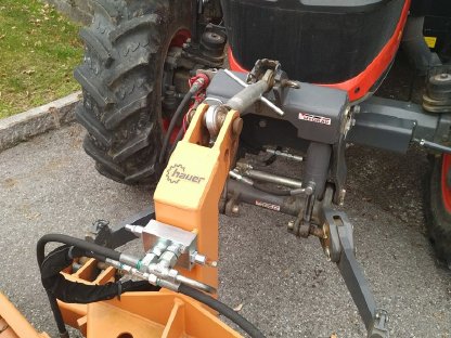 Bild 2:Kubota M4073