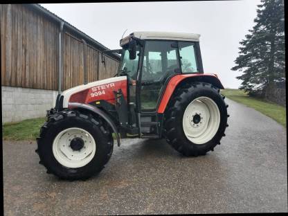 Steyr 9094 mit Frontlader