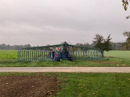 Bild 4:Gülleausbringung auch bodennah