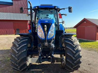 Traktor New Holland T7.185