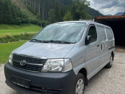 Toyota Hiace Lang Bj. 2010