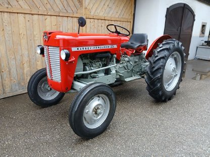 Massey-Ferguson 30