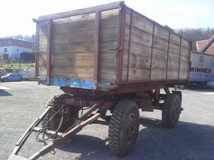 Bild 3:Kipper-Anhänger für Traktor