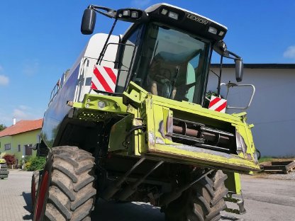 Bild 7:Claas Lexion 570 Montana mit Vario 660 Schneidwerk