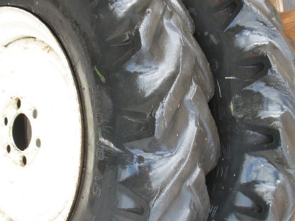 Bild 5:Gelenkwelle, Reifen, Sitze