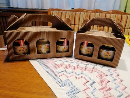 Bild 3:Honig aus eigener lmkerei