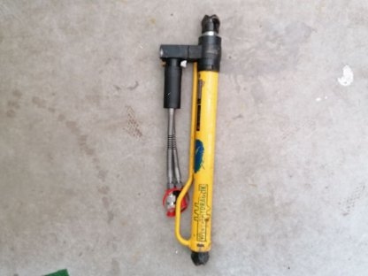 Bild 3:Hydraulisches Rettungsgerät Weber Rescue