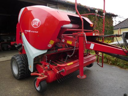 Rundballenpresse Lely Welger RP 245