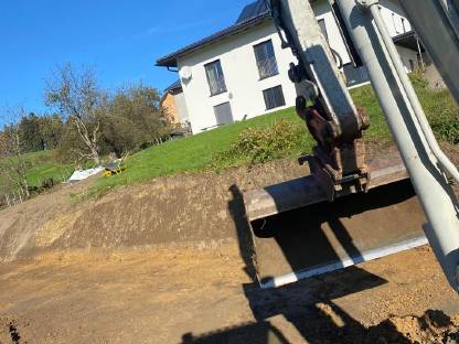 Bild 5:Baggerarbeiten Abtransport