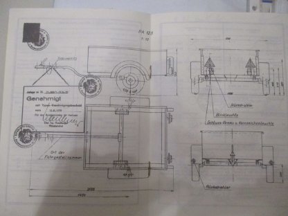 Bild 3:Pongratz Autoanhänger PA123 mit Deckel, Fahrradträger